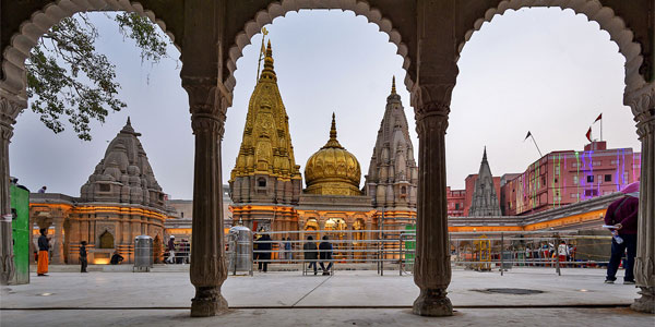 Shri Kashi Vishwanath Temple
